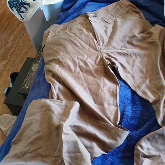 trousers - Picture 2 of 4